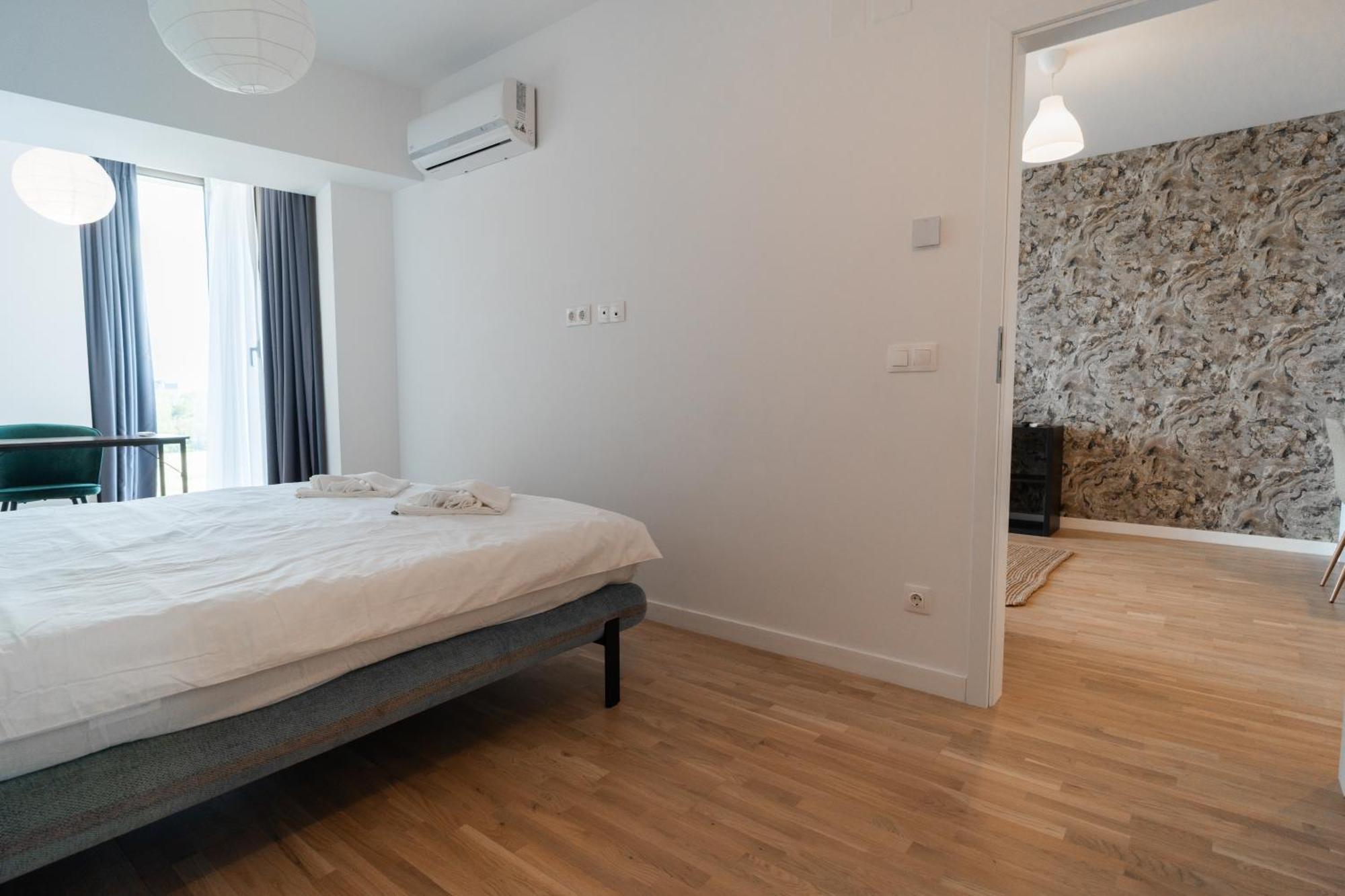 Lagoon Park Apartments With Beach View Bucharest Exterior photo